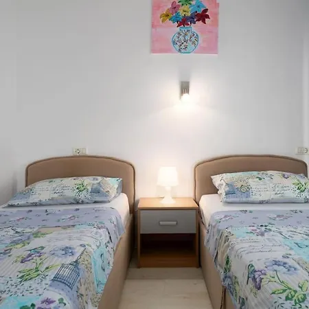 Apartment Rosello 2 Novigrad (Istria)